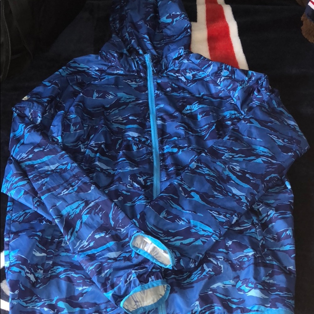 Men’s Nike Camo Windbreaker